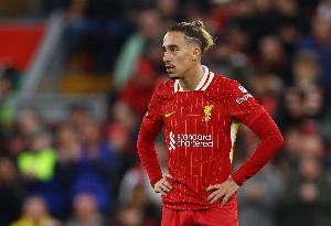 回声报：赫拉芬贝赫&amp;齐米卡斯回归训练，后者的未来仍待定