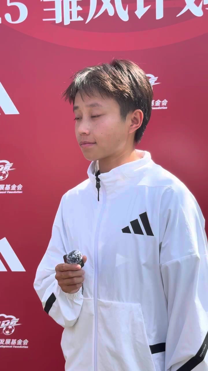 开云官网-2025年“雏凤计划”训练营在京开营，张琳艳寄语U15女足乘风振翅