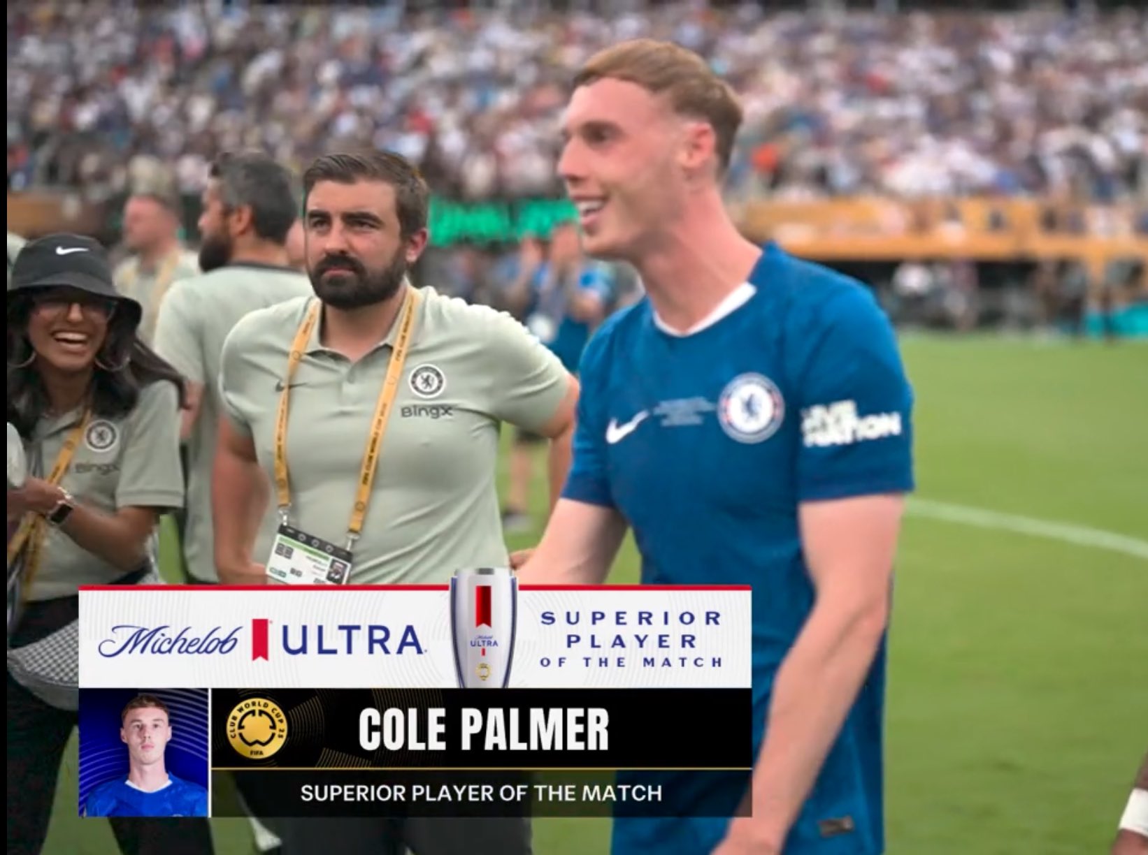 帕尔默数据：4次射门打入2球，送出1次助攻，获评全场最佳