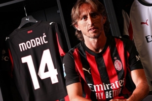 开云体育-莫德里奇：米兰队友教练都欢迎我，这是世界上最伟大的俱乐部之一