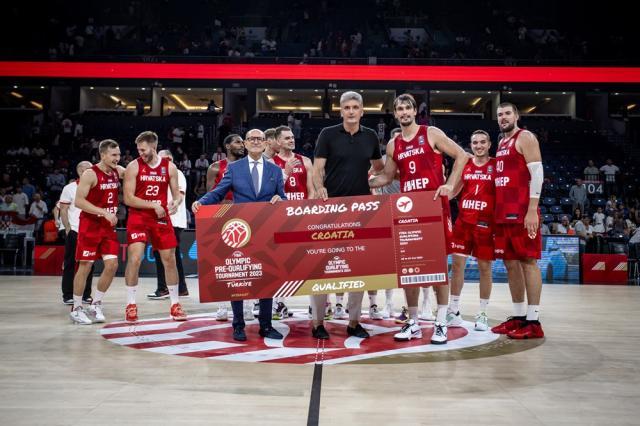 勇士大捡漏！萨里奇完爆火箭中锋：5战场均15+6+5