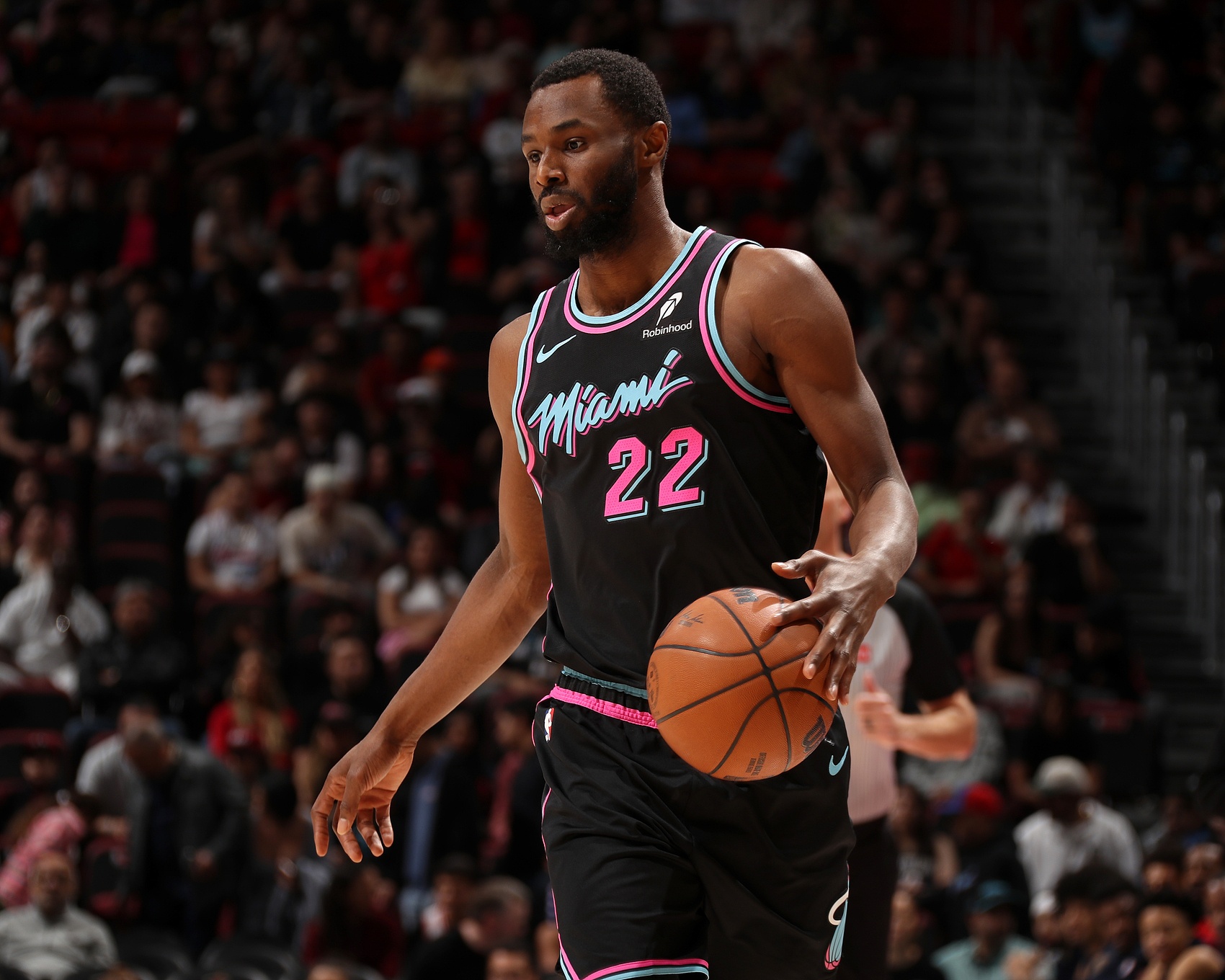 开云官网-雄鹿关注嘴哥？名记：热火要获得未来追字母哥的资产时才考虑交易