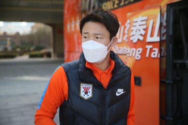 kaiyun-中超冬窗引援一览：广州队只出不进 泰山连签强援