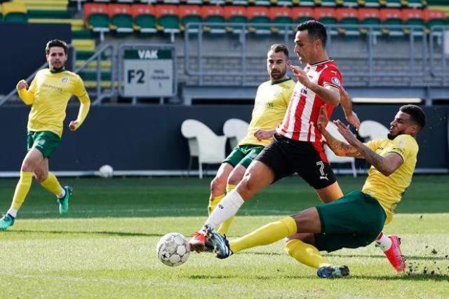 开云体育-扎哈维火力全开轰入荷甲第60000球 近5战7球1助攻